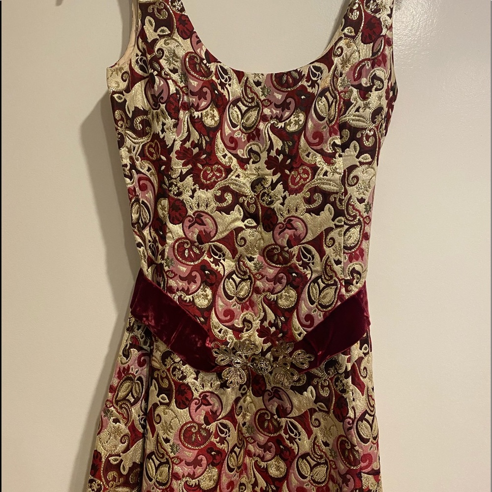 Elegant dress
